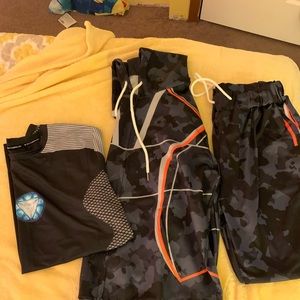 COMPLETE IRON MAN OUTFIT - NWT - men’s medium